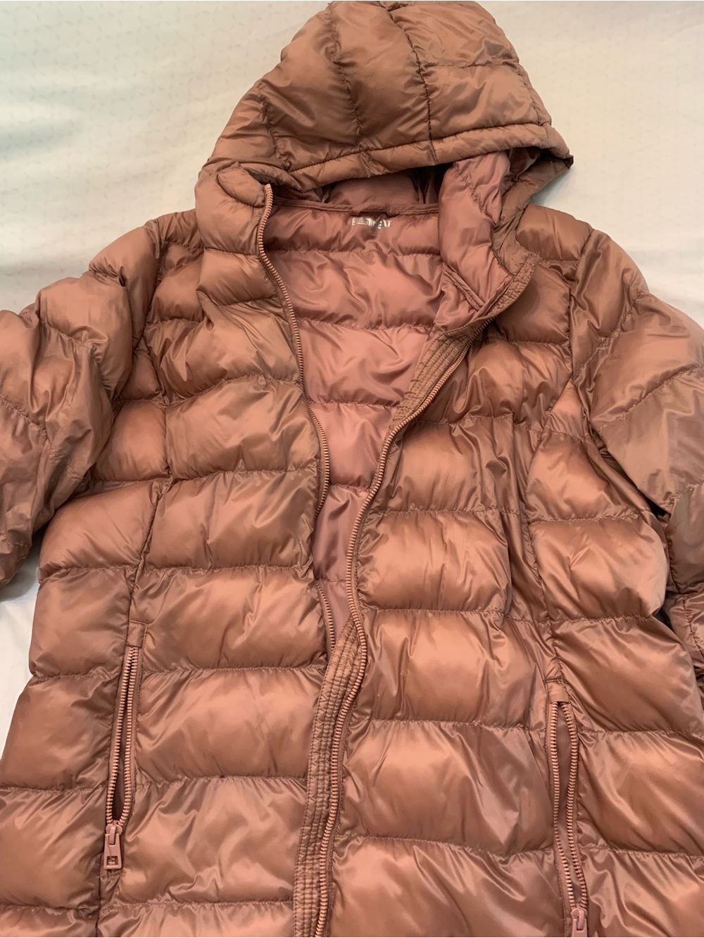 Hooded Quilted Puffer Jacket in Rose
